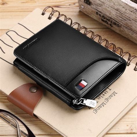 designer bifold wallets for men